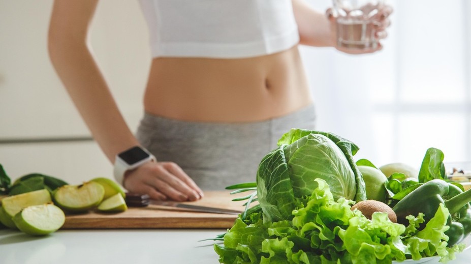 Slovenka týždne užívala detoxikačné čaje, dostala kŕče a bolesti. Expert prehovoril, za aké doplnky zbytočne vyhadzujeme peniaze