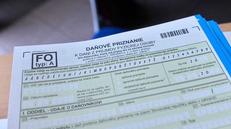Nechávate si daňové priznanie na poslednú chvíľu? Odovzdať ho môžete priamo z auta