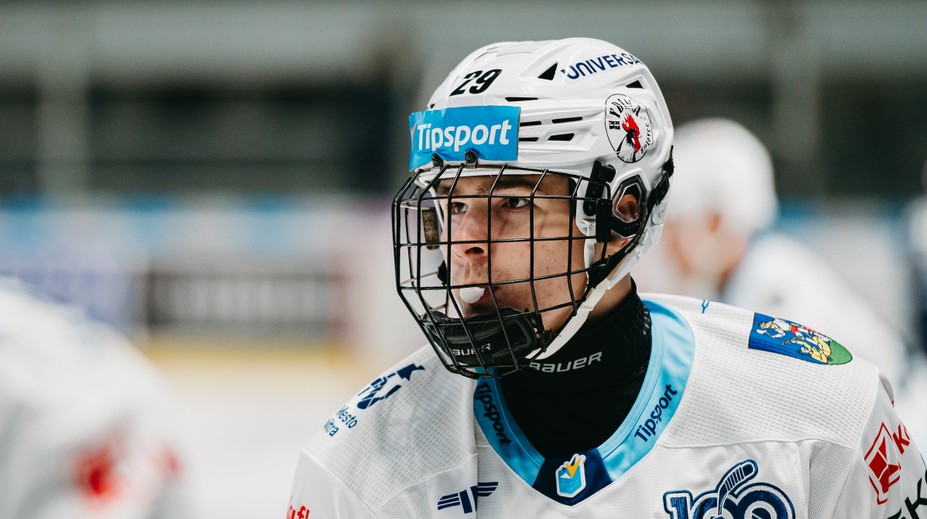 Považujú ho za budúci slovenský klenot. Po netradičnej otázke z NHL sa musel chytať za hlavu (rozhovor)