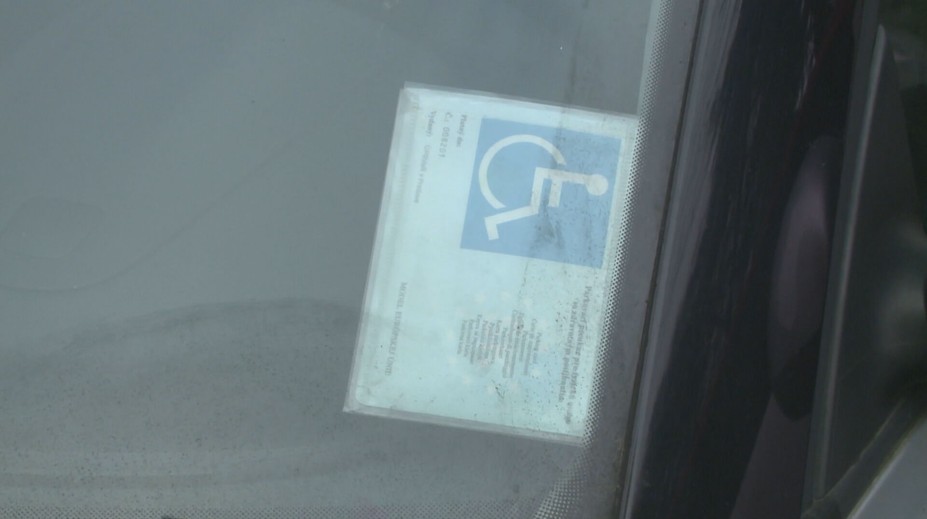 Šok pre ťažko zdravotne postihnutých. Za vyhradené miesta zaplatia vyše 100 eur ročne