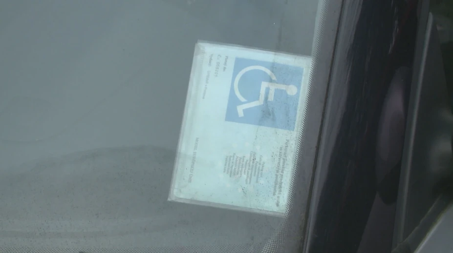 Šok pre ťažko zdravotne postihnutých. Za vyhradené miesta zaplatia vyše 100 eur ročne