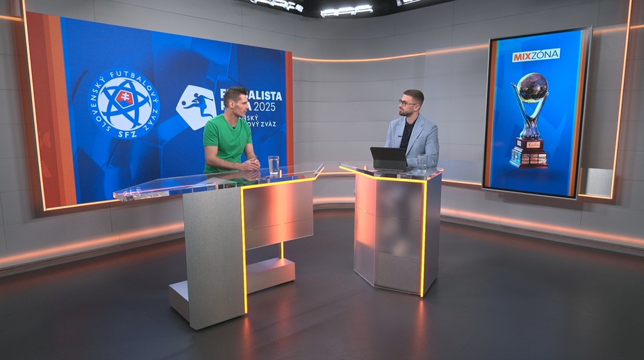 VIDEO: Súboj o najlepšieho futbalistu bol veľmi tesný. Špecifická situácia nastala medzi trénermi