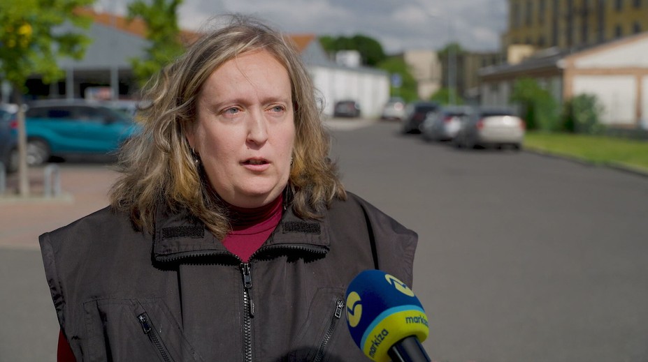 Agresívny zlodej na ňu vytiahol nôž: Statočná pracovníčka SBS mala len pár sekúnd na to, aby si premyslela, čo spraví