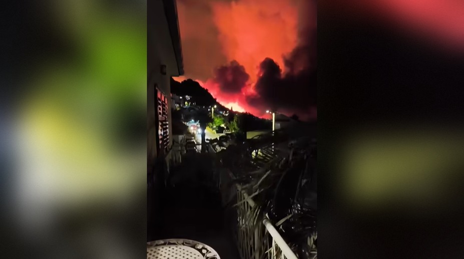 VIDEO: Požiar v Chorvátsku sa rozšíril. Pri Splite evakuovali domácich aj turistov