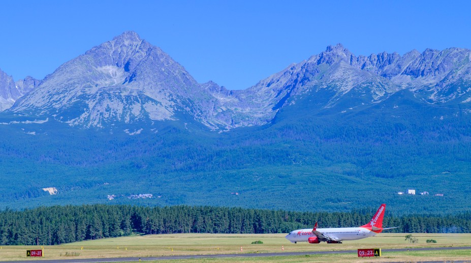 „Lacná verzia Álp,“ hlási britský magazín o našich Tatrách. Uchvátili ich ceny piva i príroda