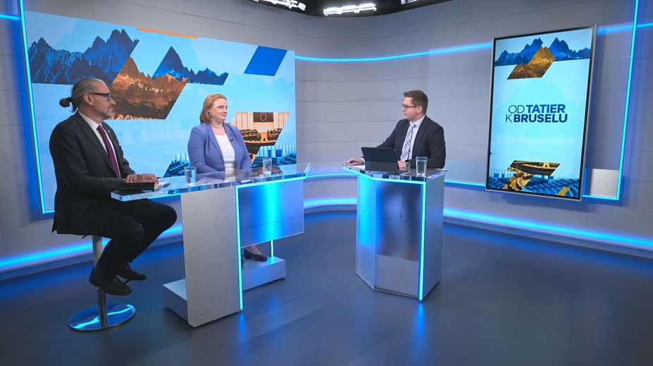 Do kampane sa zapojili zahraniční lídri aj tajné služby. Maďarsko je spojkou amerických aj ruských záujmov, tvrdí Hojsík