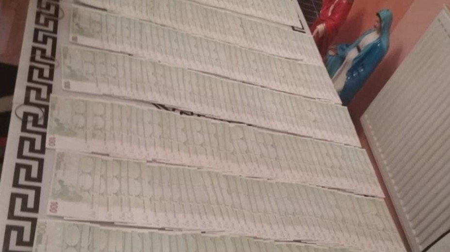 Trojica mužov ukradla z domu v Bracovciach 250-tisíc. Z lupu sa ale dlho netešila