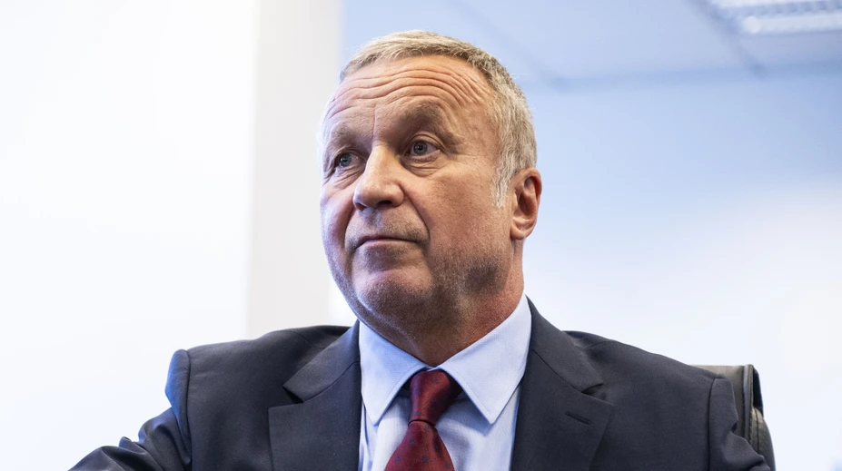 Súd navrhol zastaviť konanie voči J. Klimentovi pre jeden zo skutkov. Na súde vypovedala aj Kolíková