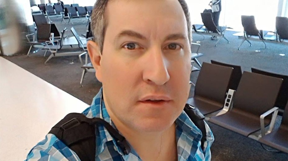 Novinár, ktorý prežil pád lietadla: Nepovedali nám, že sa máme pripútať