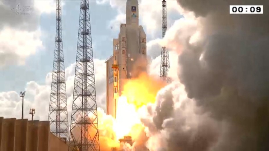 Európa má za sebou úspešný štart rakety Ariane-5