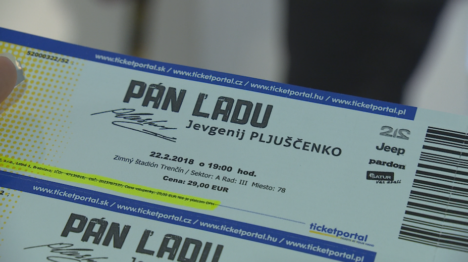 Chceli vidieť Pľuščenka, no vystúpenie zrušili. Peniaze za lístky dodnes nedostali