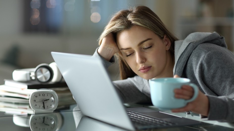 Pracujete od nevidím do nevidím? Nadmerný čas strávený prácou môže ovplyvniť štruktúru mozgu