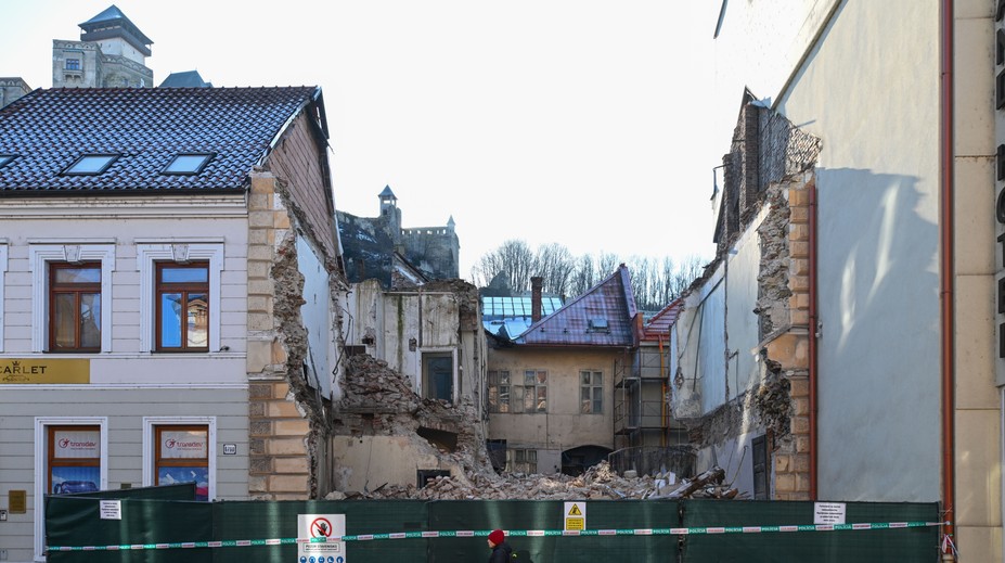 Prelomové rozhodnutie: Majiteľ musí zbúranú pamiatku v Trenčíne postaviť nanovo. Rozhodli o tom pamiatkari