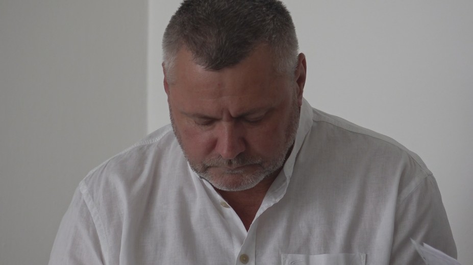 Svat Moniky Jankovskej je vinný z obzvlášť závažného vydierania. Verdikt si vypočuť neprišiel