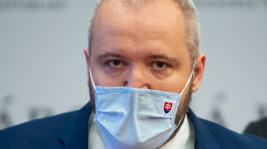 Poslanec M. Svrček (Sme rodina) podal návrh na zmenu ústavy. Podľa SaS porušil koaličnú zmluvu