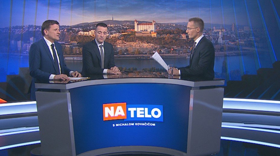 Hlina odchádza, Drucker zostáva