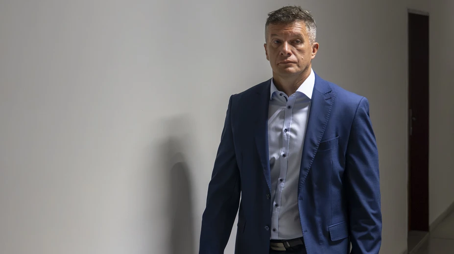 Čurillovec Svítok sa po rozhodnutí súdu vybral do práce. Zurian ho poslal domov: „Nemám pre neho miesto“