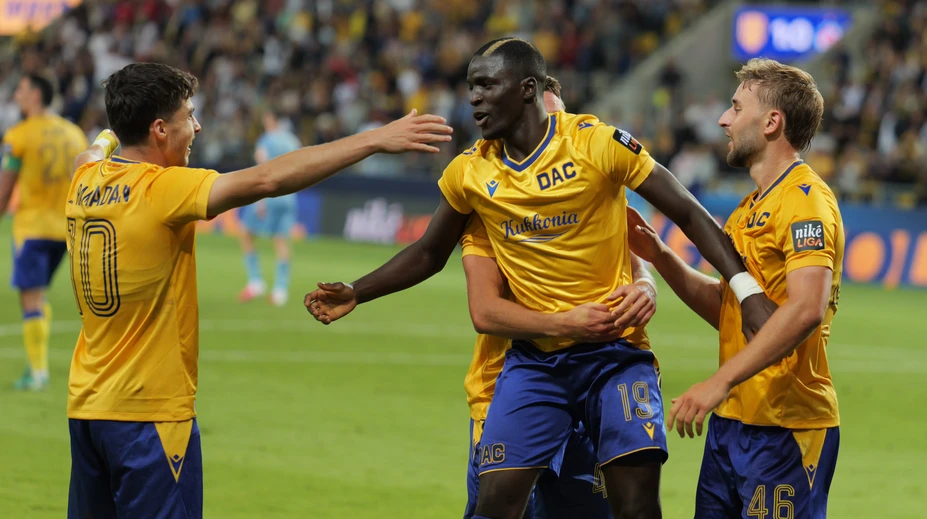 VIDEO: Ramadan takmer trafil gól roka. Slovan prehral druhý duel v rade, DAC po šlágri na čele súťaže