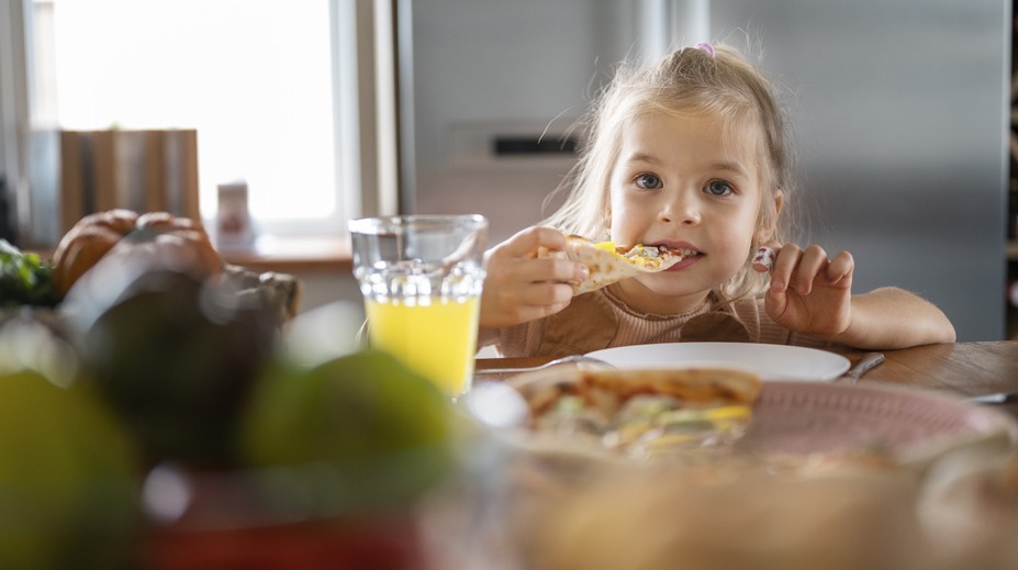 Jete tieto potraviny? Viaceré z nich sa spájajú s nižším IQ, ukázala štúdia