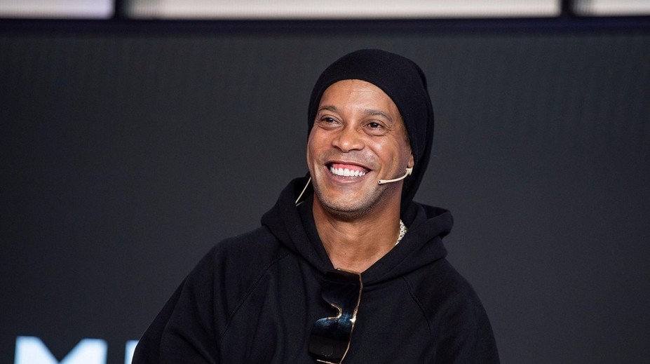 Fanúšikov čaká obrovský futbalový sviatok. Na Slovensko zavíta plejáda hviezd na čele s Ronaldinhom