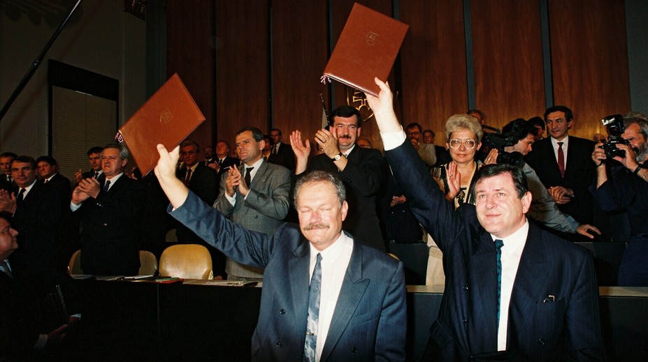 Deklaráciu o zvrchovanosti Slovenska prijali poslanci pred 29 rokmi