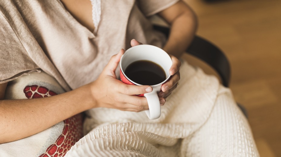 Zostáva vám kofeín v tele dlhšie? Podľa vedcov to môže byť výhoda