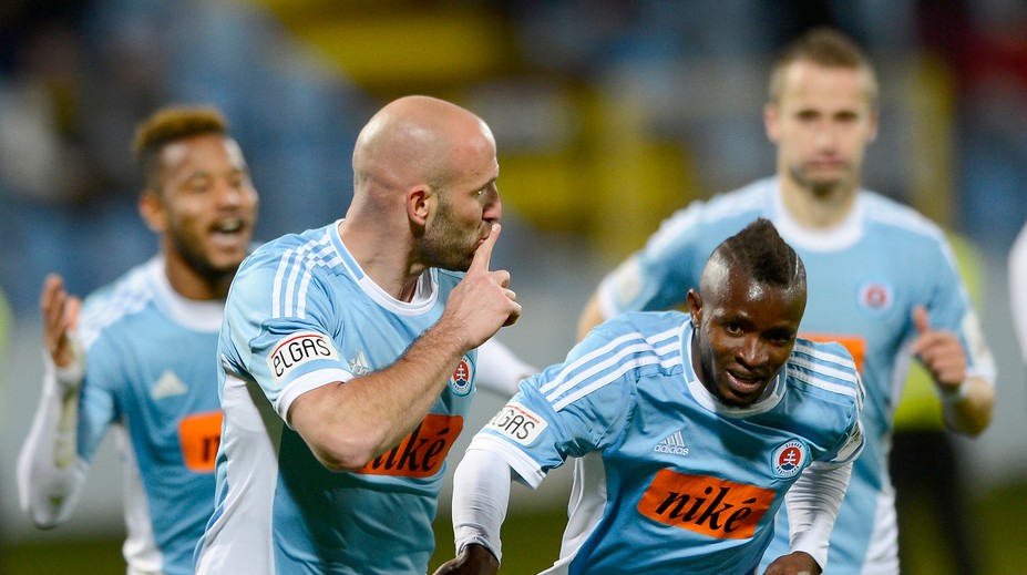 Slovan Bratislava sa dohodol na predĺžení spolupráce s dvojicou zahraničných opôr