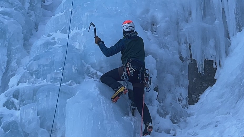 Teplota pod nulou, ruky v ľade: Náš redaktor otestoval adrenalínovú výzvu v Tatrách
