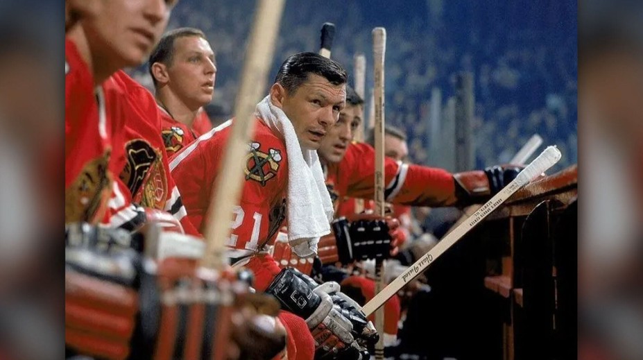 Veľký Slovák v Amerike mal slovanský rozum a cit pre hru. Hokejové legendy si zaspomínali na Stana Mikitu