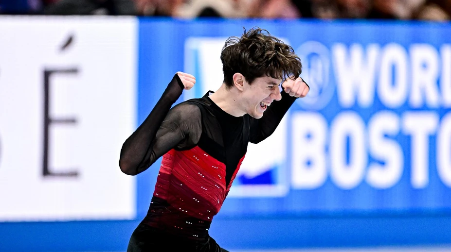 Slovensko bude mať zastúpenie na olympiáde aj v krasokorčuľovaní. Adam Hagara na MS predviedol skvelý výkon