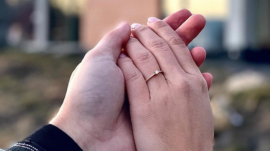 Bude svadba. Superstaristka sa po rokoch randenia zasnúbila