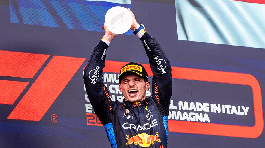 Je to definitívne. Formula 1 sa od novej sezóny zmení, vráti sa k počtom z roku 2016