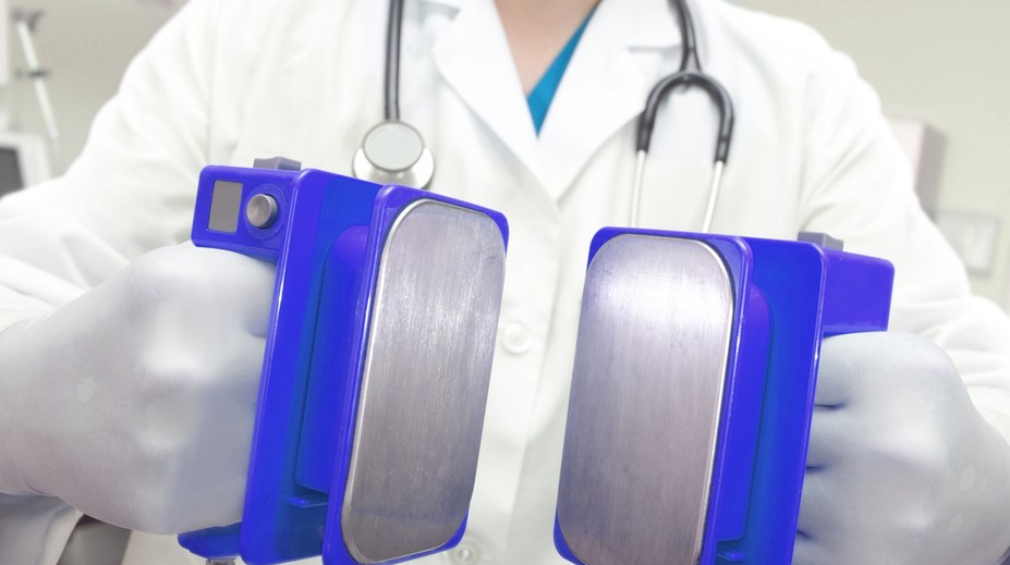 Súd v Nemecku odsúdil muža za to, že presviedčal ženy, aby si dávali elektrošoky