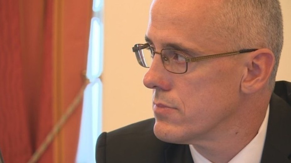 Advokát Mišík, na ktorého upozornila TV Markíza, sa vzdal svojej funkcie