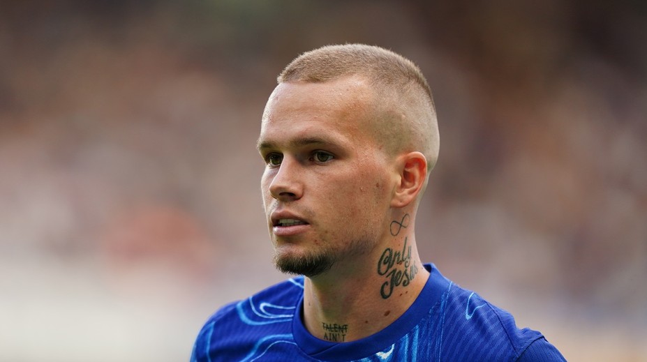 Po dopingovom škandále sa zdalo, že sa k futbalu už nevráti. Ukrajinec po rokoch opäť nastúpil za Chelsea