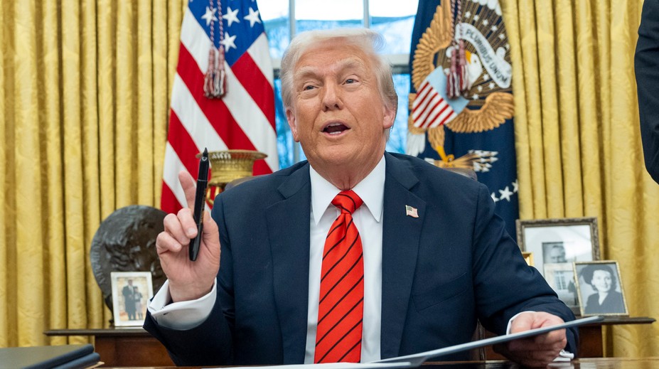 Trump zaviedol 25-percentné clá na dovoz ocele a hliníka do USA. Naznačil aj ďalšie opatrenia