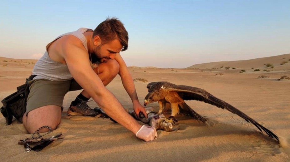 Slovák trénuje sokoly pre arabských šejkov. Stará sa o elitu medzi dravcami