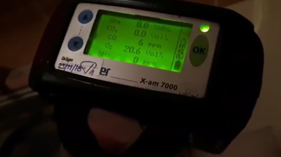 V jednej z bytoviek v Dunajskej Strede sa ľuďom ťažko dýchalo a sťažovali sa na štipľavý zápach