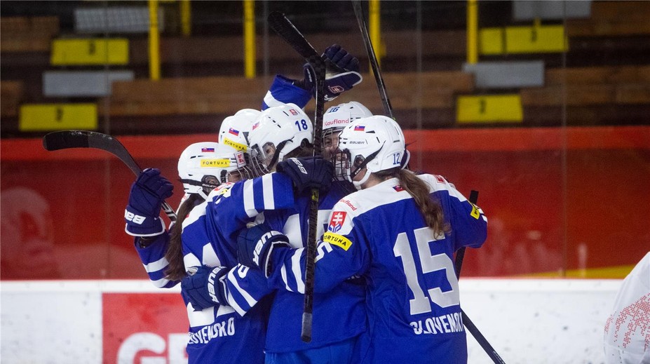 Na výhru čakali takmer rok. Slovenky štýlovo odštartovali cestu za postupom medzi elitu