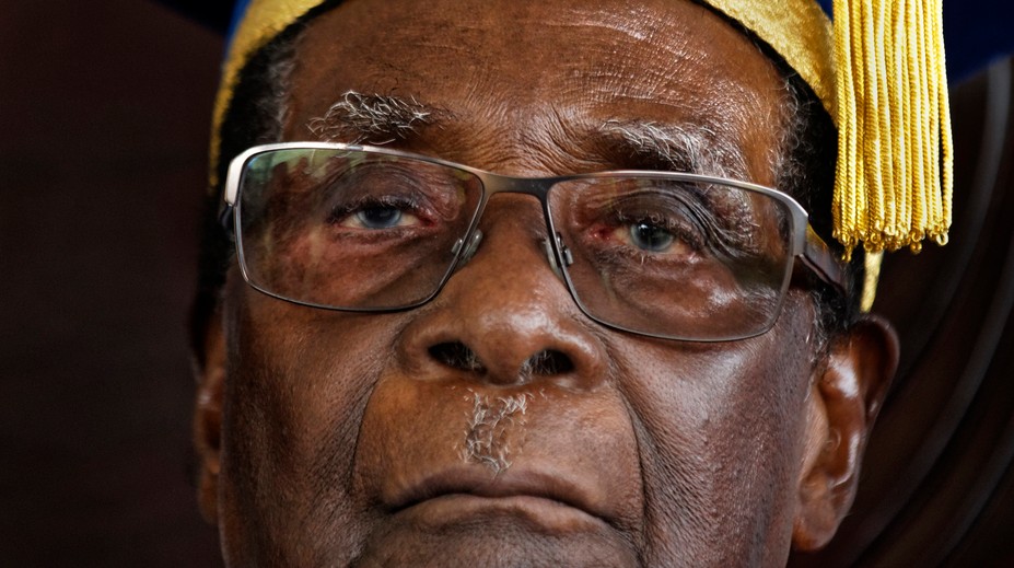 Zomrel dlhoročný zimbabwiansky prezident Robert Mugabe (†95)