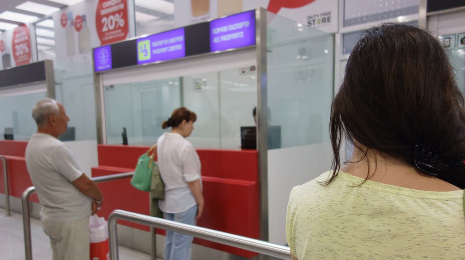 Slovenská turistka stratila doklady a už desiatky hodín trčí na letisku v Burgase