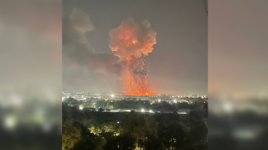 VIDEO: Okolím letiska v uzbeckom Taškente otriasol gigantický výbuch