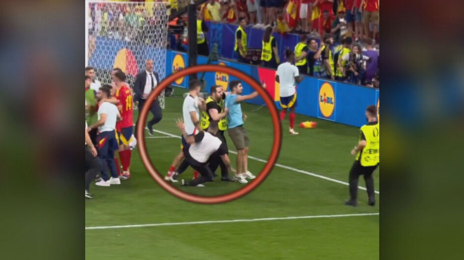 VIDEO: Bizarné zranenie pri oslavách Španielov. Moratu trafil padajúci usporiadateľ