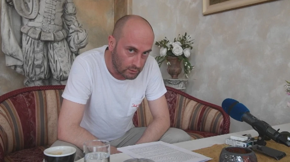 Odsúdený vrah reaguje na obvinenia pôvodného majiteľa Fatimy