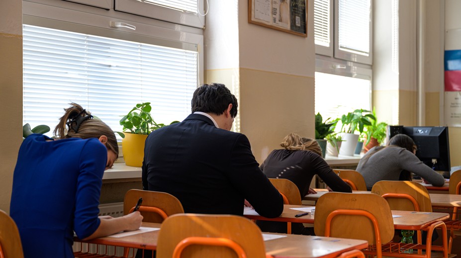 Alarmujúci prieskum: Tri štvrtiny mladých chcú odísť zo Slovenska, poznáme dôvody