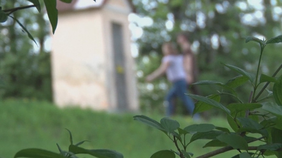 Muž s kamerou v Ružomberku opäť napáda mladé pary. Podobné prípady zaznamenali aj v roku 2018