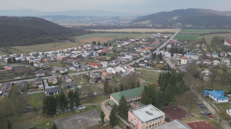 Slovenská dedina sa úplne vymyká trendu. Nestíha uspokojiť záujem, sťahuje sa do nej mnoho ľudí