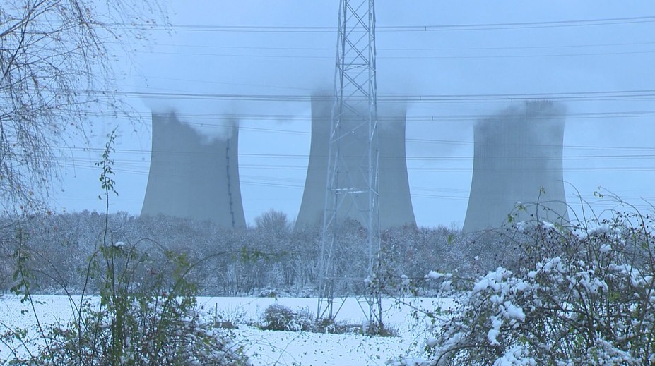 Ak by došlo k havárii, nemali by kade ujsť. Obec pri Mochovciach márne žiada o obchvat