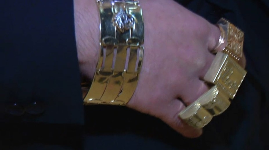 Ako to vyzeralo na Medzinárodnom cigánskom plese? Toľko zlata pokope ste ešte nevideli