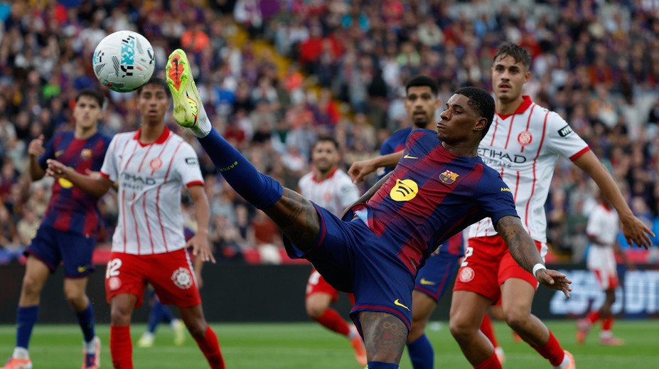 VIDEO: Jeden gól krajší ako druhý. Barcelona vydrela víťazstvo v dráme s Gironou